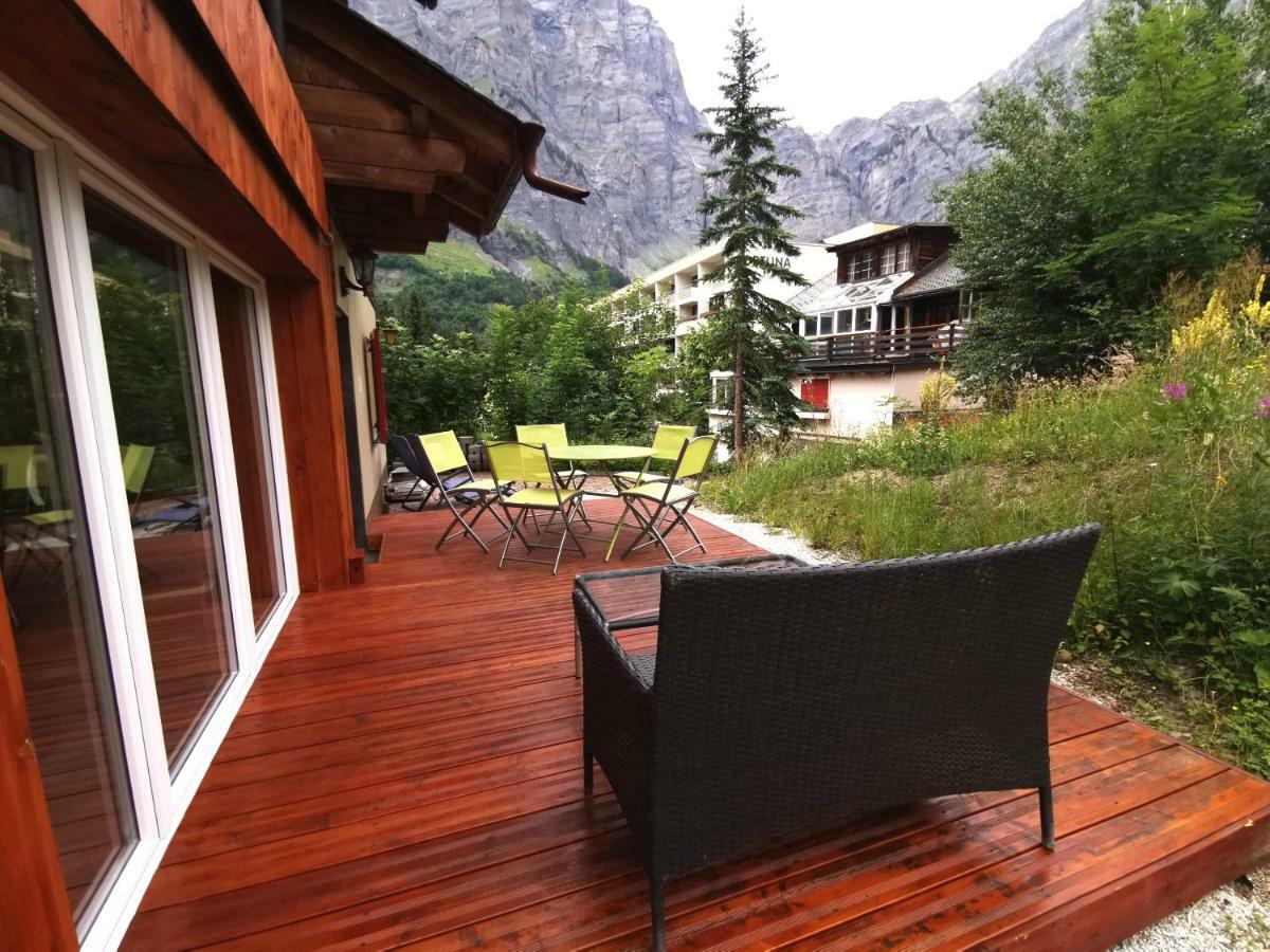 Apartments Chalet Tatyana Loèche-les-Bains Extérieur photo