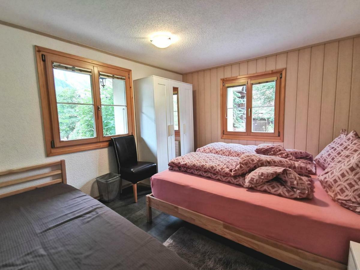 Apartments Chalet Tatyana Loèche-les-Bains Extérieur photo
